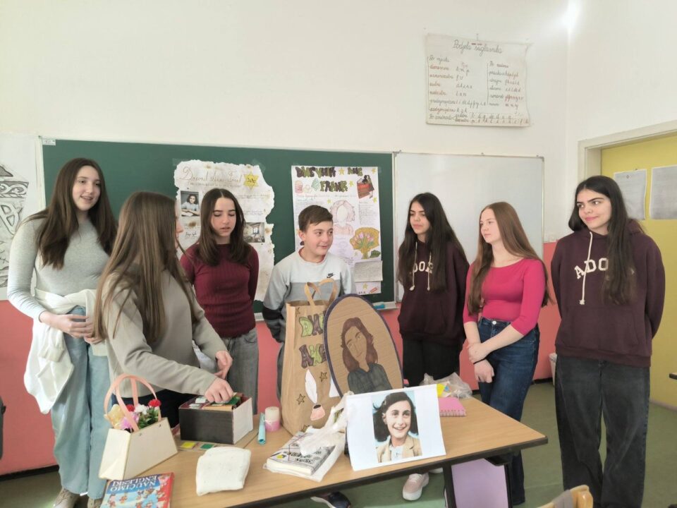 21.02.-Međunarodni dan maternjeg jezika