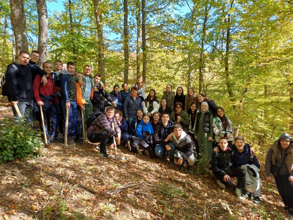Zajedno za zeleniju i ljepšu budućnost! -projekat „Osnaženi volonteri za osnaženu zajednicu“